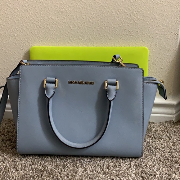 Authentic and gently used Michael Kors purse - Picture 2 of 3